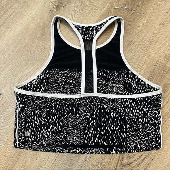 Fabletics Black and White Patterned Sports Bra - Picture 2 of 4
